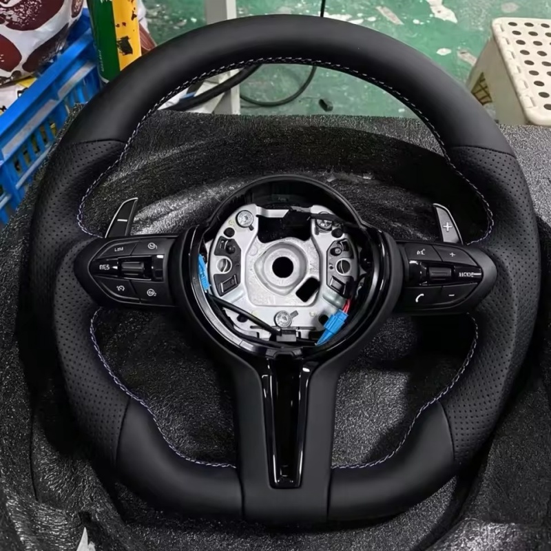 Car Accessories For Steering Wheel - Volante de cuero para BMW M1